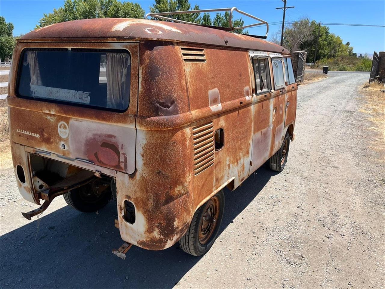 Volkswagen-Bus-1964-Tan-Red-35