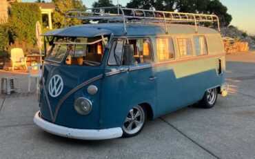 Volkswagen-Bus-1966-Blue-Patina