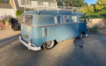 Volkswagen-Bus-1966-Blue-Patina-7