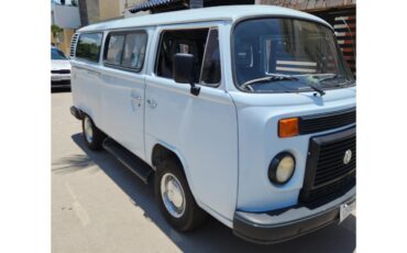 Volkswagen-Bus-1990-Blue-Gray
