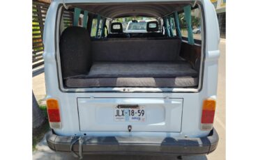 Volkswagen-Bus-1990-Blue-Gray-4