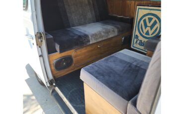 Volkswagen-Bus-1990-Blue-Gray-8