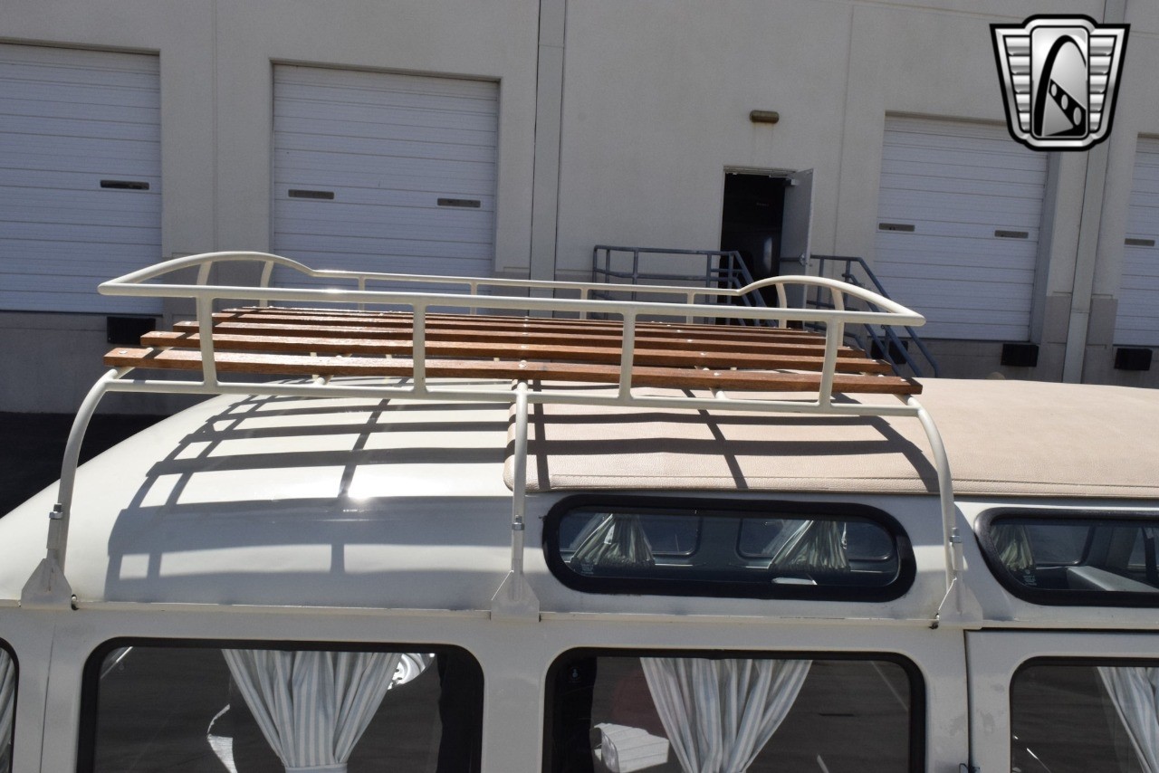 Volkswagen-BusVanagon-1968-other-10