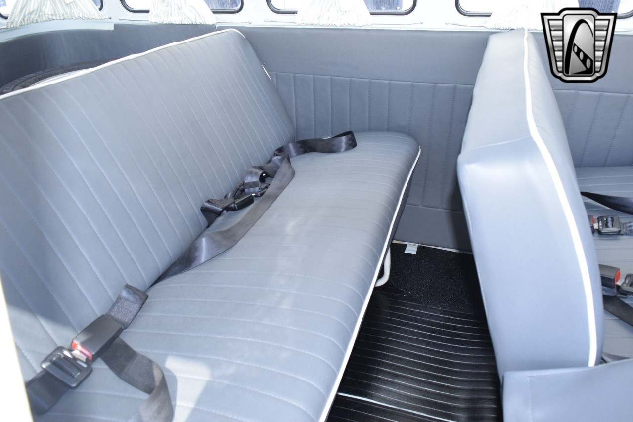 Volkswagen-BusVanagon-1968-other-26