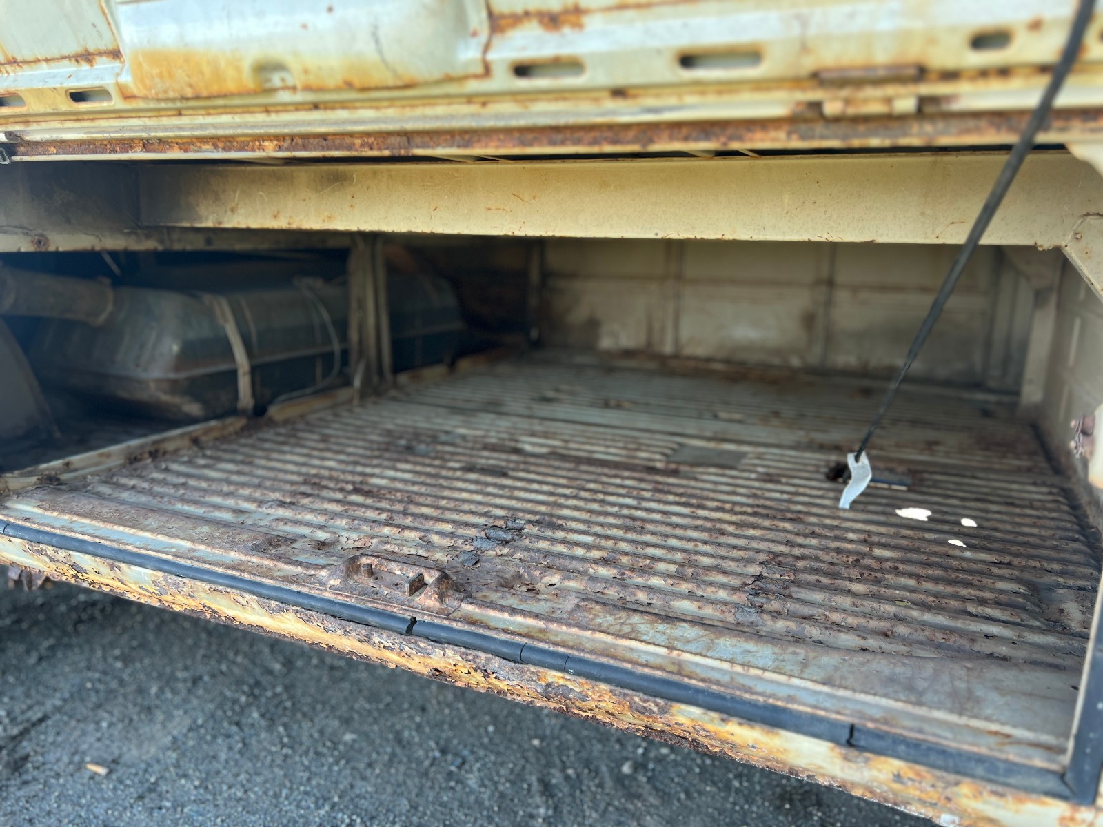 Volkswagen-BusVanagon-1969-Crew-Cab-Pickup-19