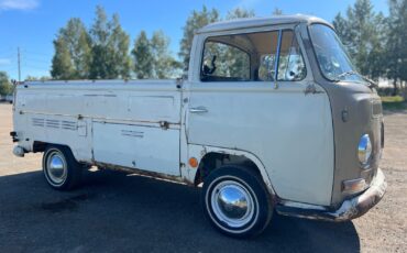 Volkswagen-BusVanagon-1969-Crew-Cab-Pickup-2
