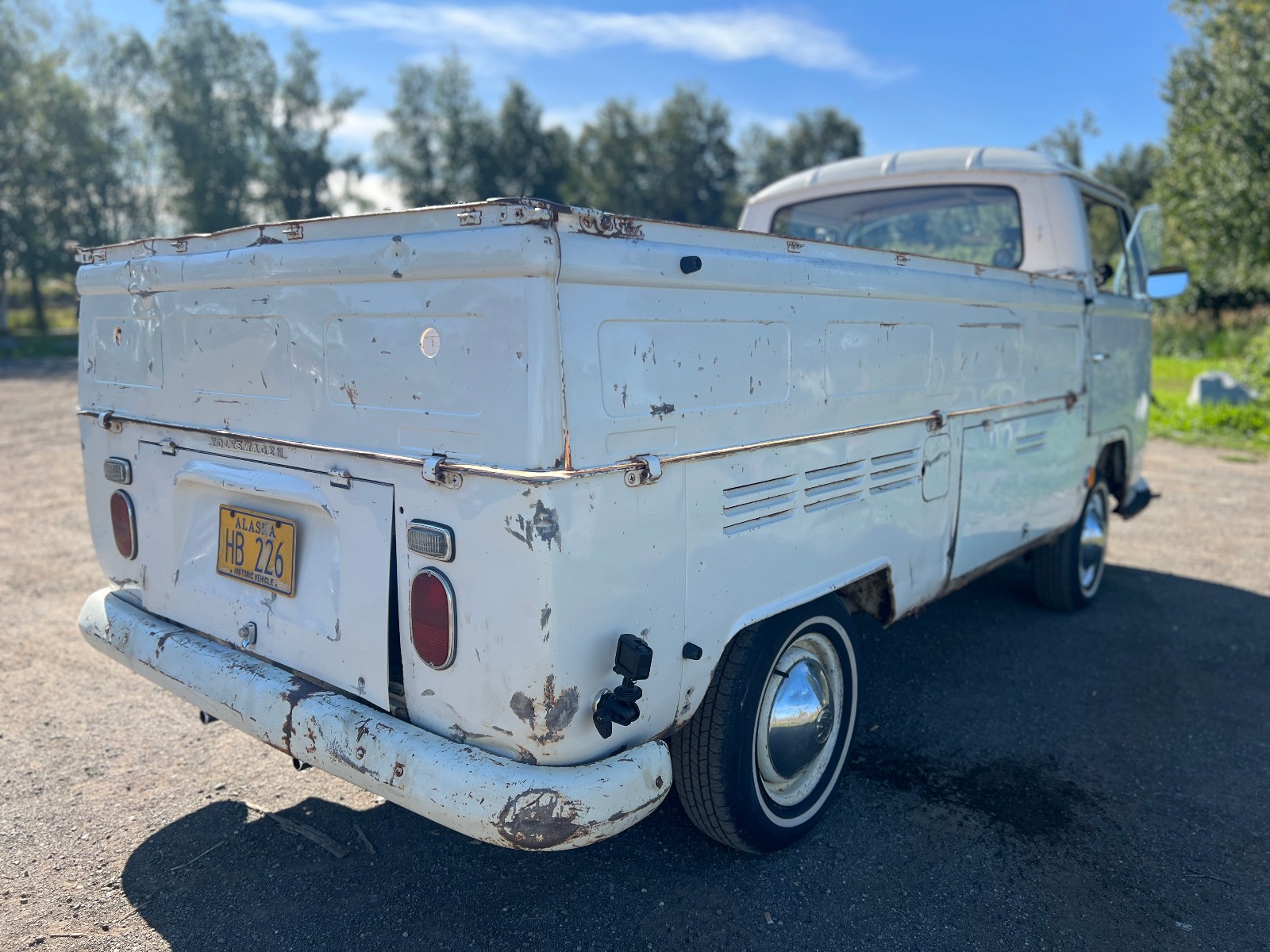 Volkswagen-BusVanagon-1969-Crew-Cab-Pickup-3
