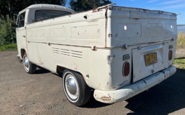 Volkswagen-BusVanagon-1969-Crew-Cab-Pickup-4