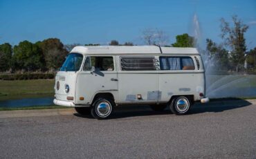 Volkswagen-BusVanagon-1970-Bus-15