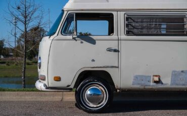 Volkswagen-BusVanagon-1970-Bus-22
