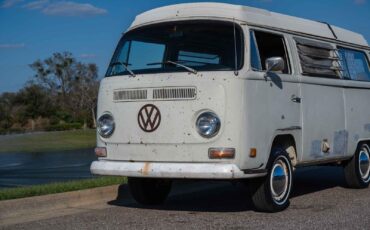 Volkswagen-BusVanagon-1970-Bus-24