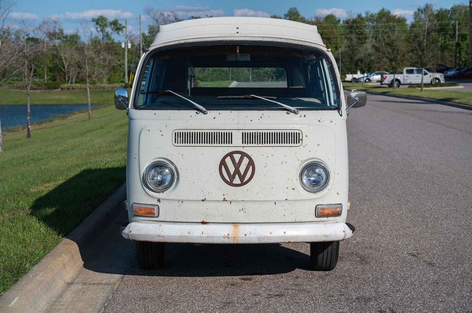 Volkswagen-BusVanagon-1970-Bus-26