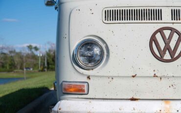 Volkswagen-BusVanagon-1970-Bus-27