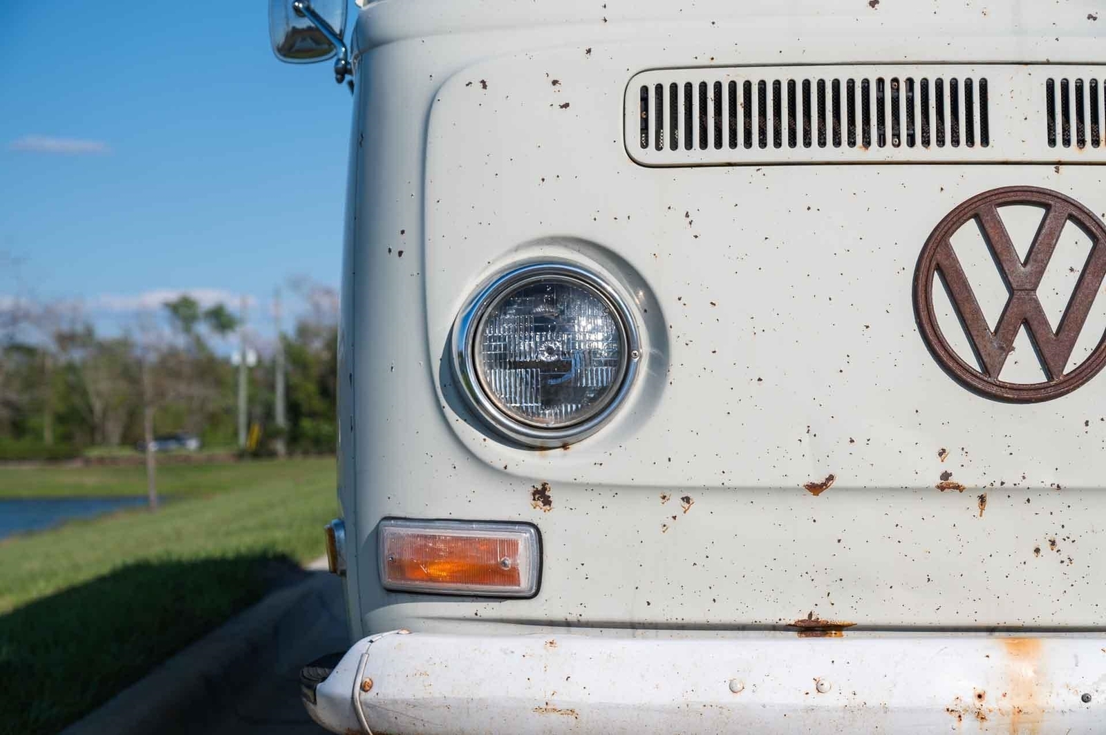 Volkswagen-BusVanagon-1970-Bus-27
