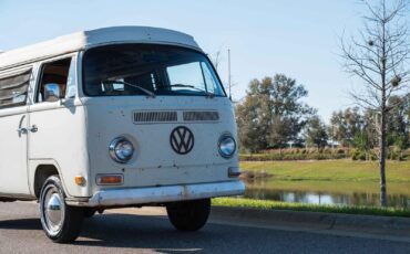 Volkswagen-BusVanagon-1970-Bus-37