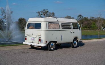 Volkswagen-BusVanagon-1970-Bus-5