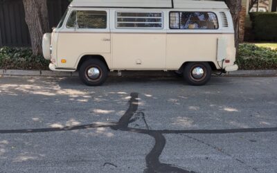 Volkswagen Bus/Vanagon 1972 Van Camper