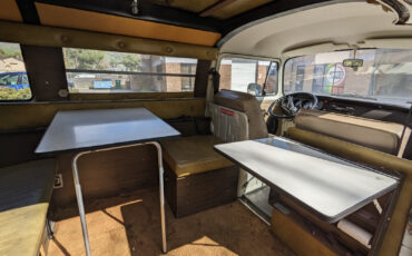 Volkswagen-BusVanagon-1972-Van-Camper-5