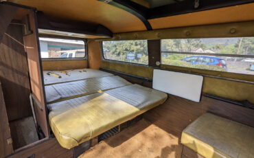 Volkswagen-BusVanagon-1972-Van-Camper-7