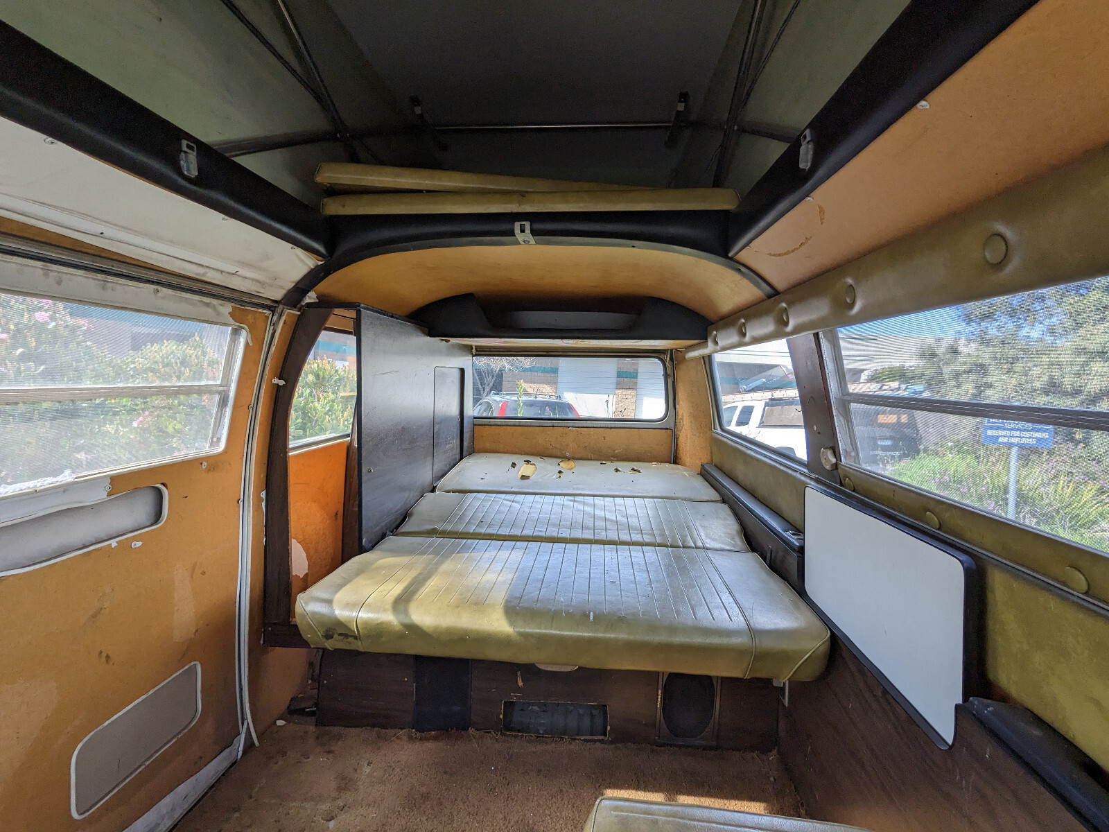 Volkswagen-BusVanagon-1972-Van-Camper-8