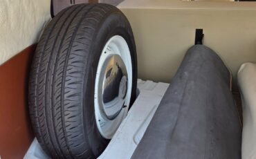 Volkswagen-BusVanagon-1973-Van-33