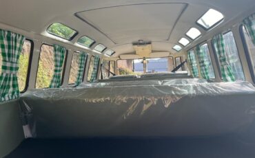 Volkswagen-BusVanagon-1975-14