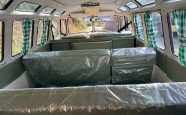 Volkswagen-BusVanagon-1975-15