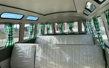 Volkswagen-BusVanagon-1975-25