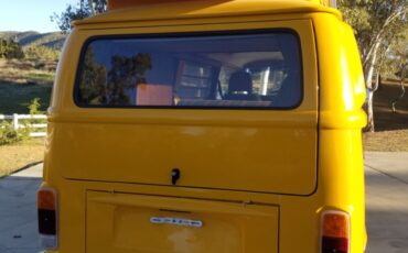 Volkswagen-BusVanagon-1977-8