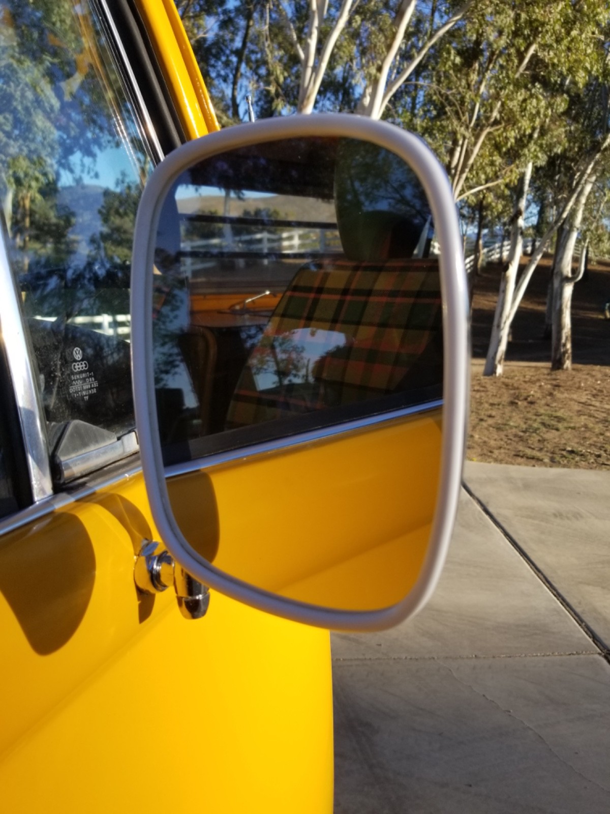 Volkswagen-BusVanagon-1977-9