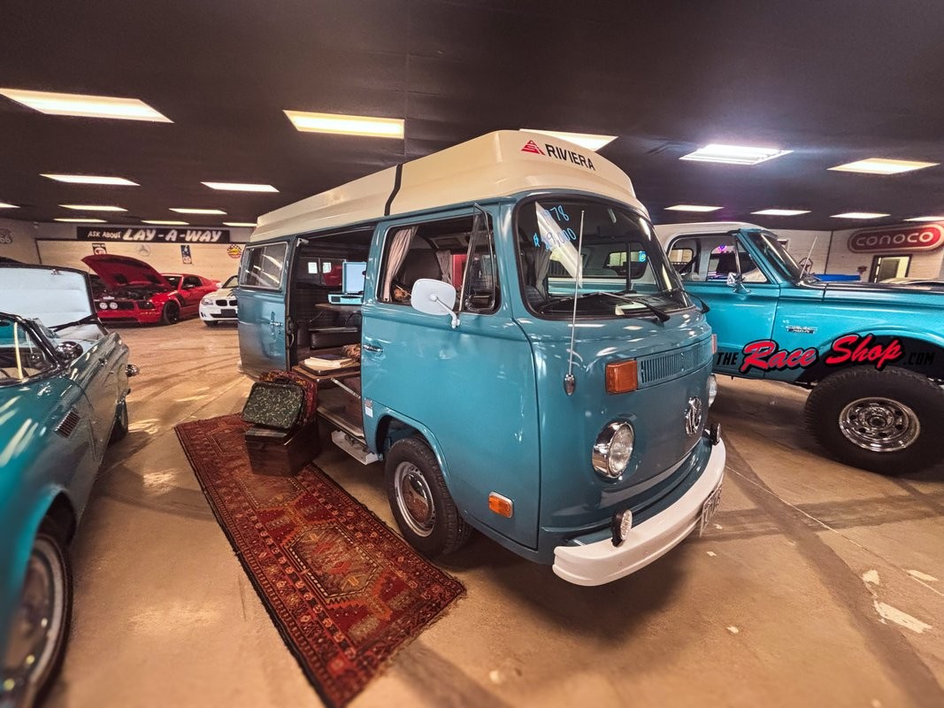 Volkswagen-BusVanagon-1978-Van-34
