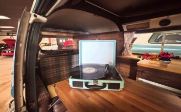 Volkswagen-BusVanagon-1978-Van-38