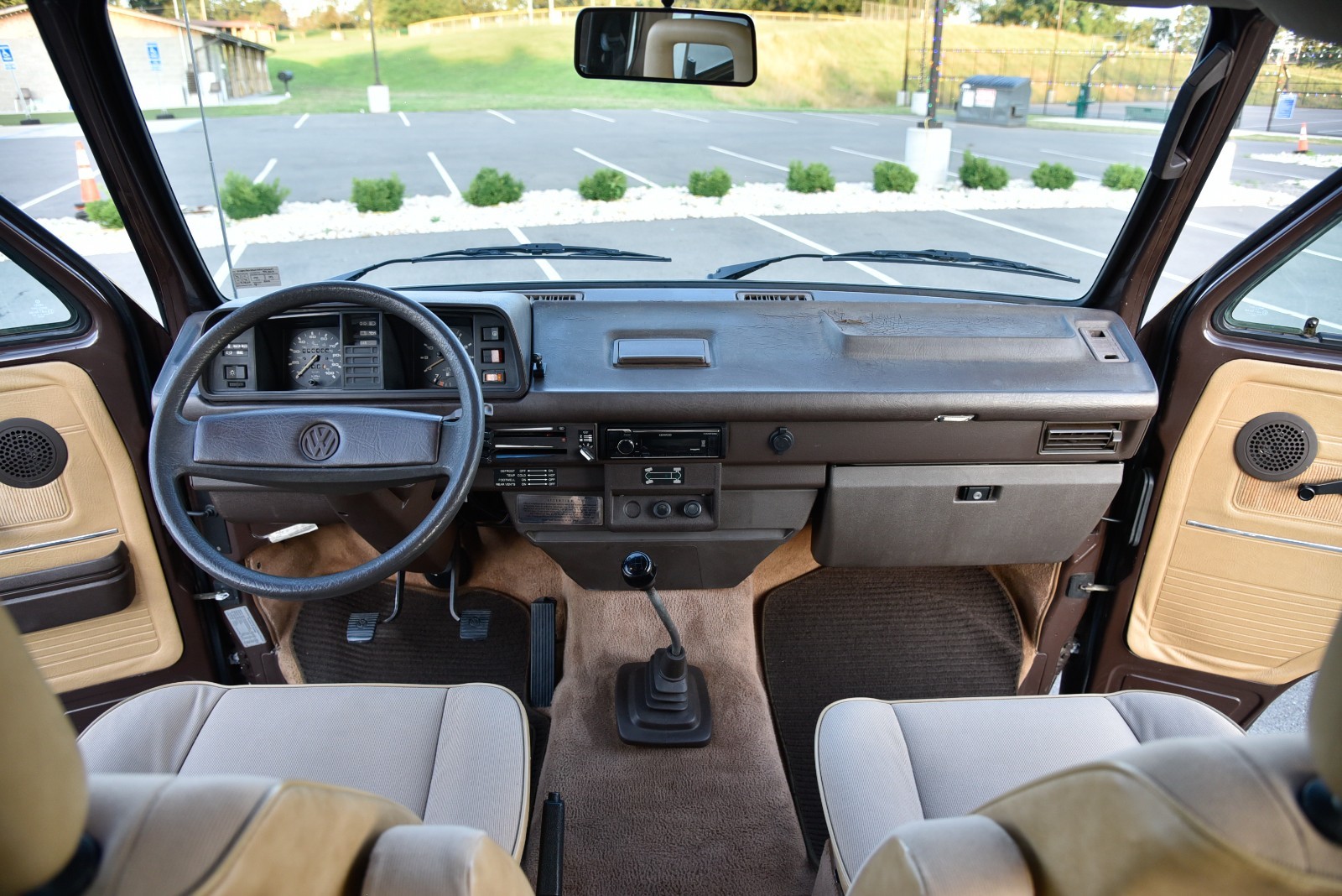 Volkswagen-BusVanagon-1986-Van-Camper-14