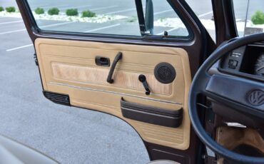 Volkswagen-BusVanagon-1986-Van-Camper-15