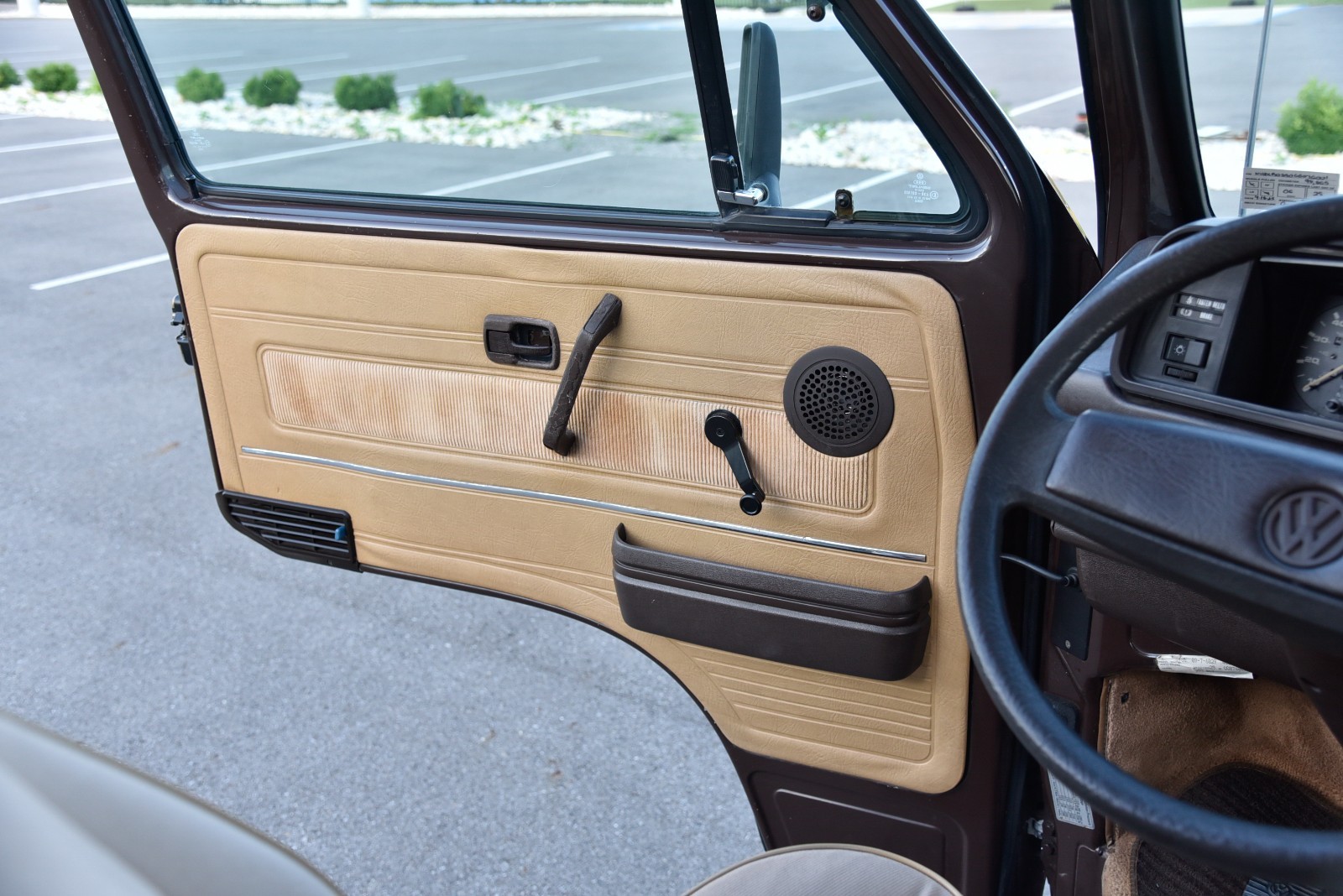 Volkswagen-BusVanagon-1986-Van-Camper-15