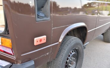 Volkswagen-BusVanagon-1986-Van-Camper-30