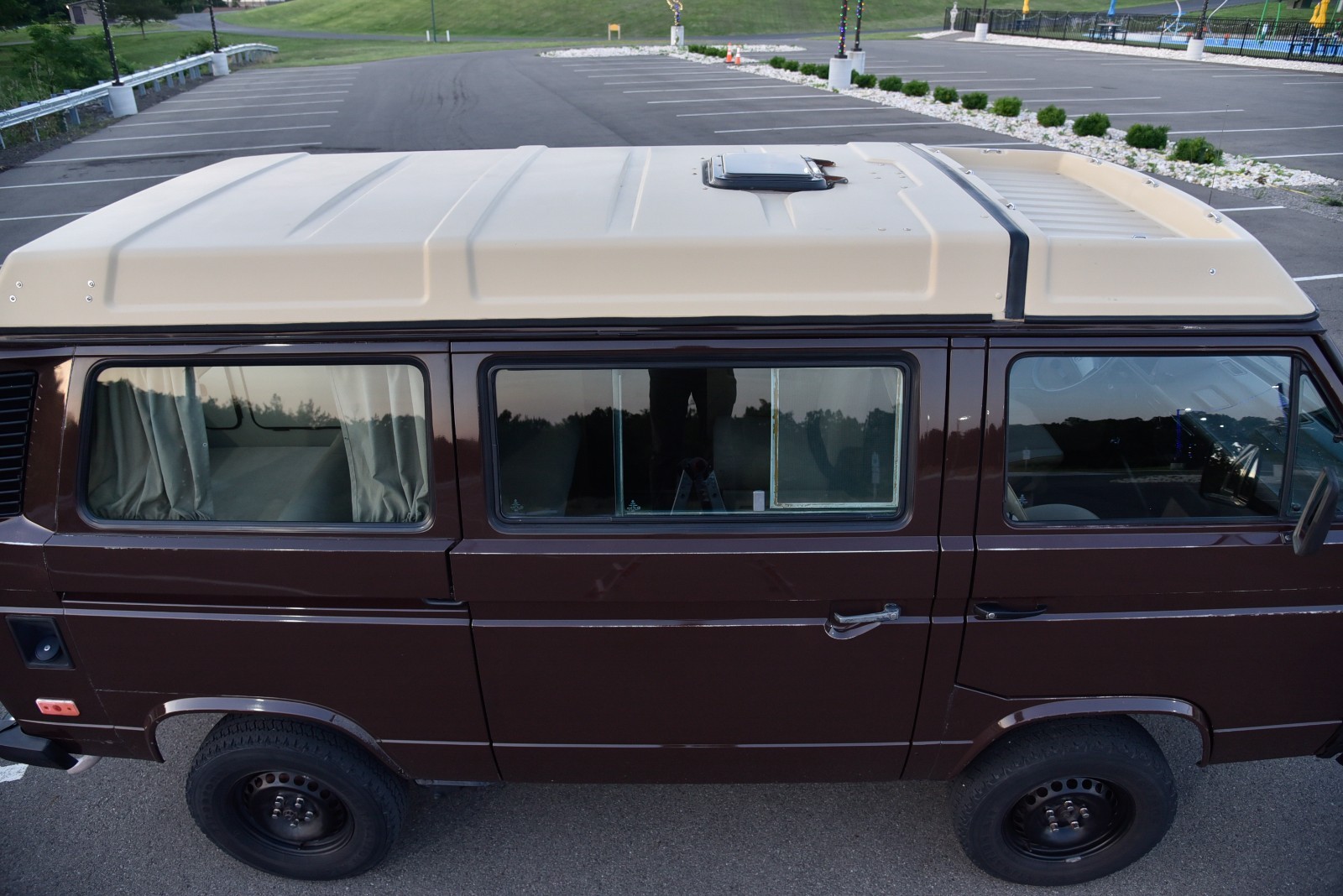 Volkswagen-BusVanagon-1986-Van-Camper-32