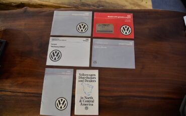 Volkswagen-BusVanagon-1986-Van-Camper-36