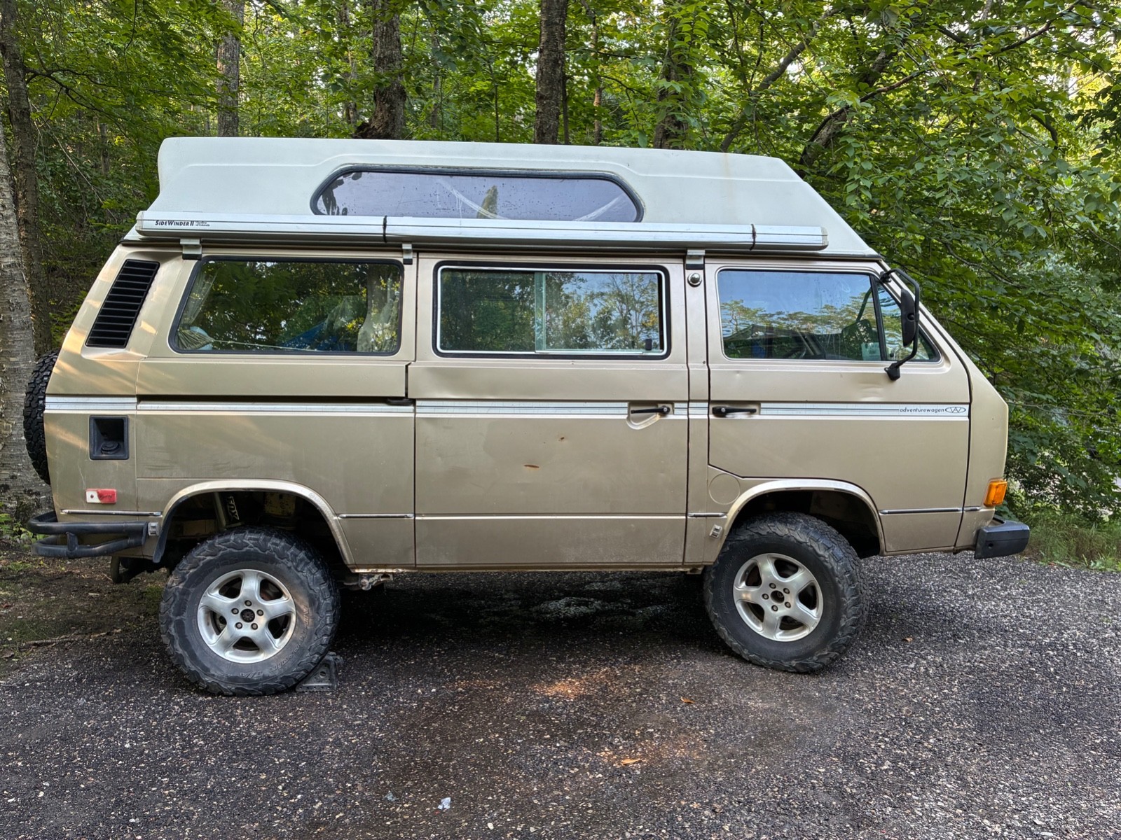 Volkswagen-BusVanagon-1987-Van-Camper-1