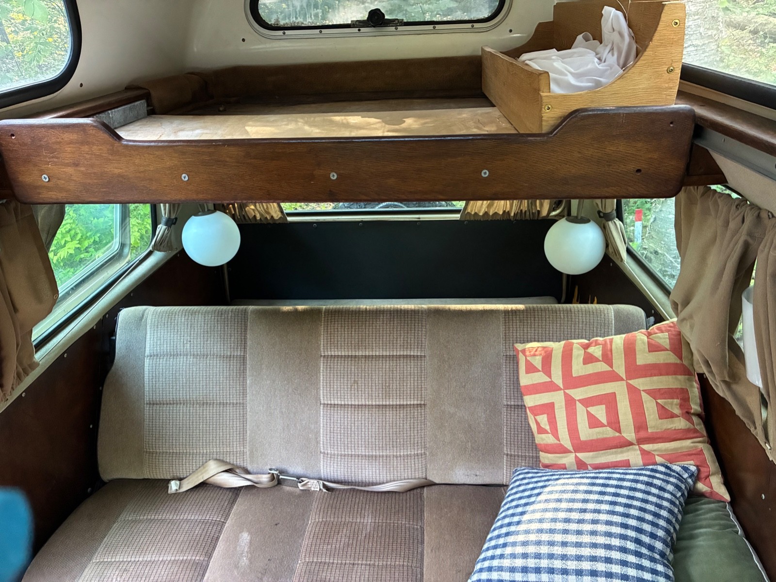 Volkswagen-BusVanagon-1987-Van-Camper-10