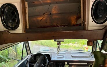 Volkswagen-BusVanagon-1987-Van-Camper-11