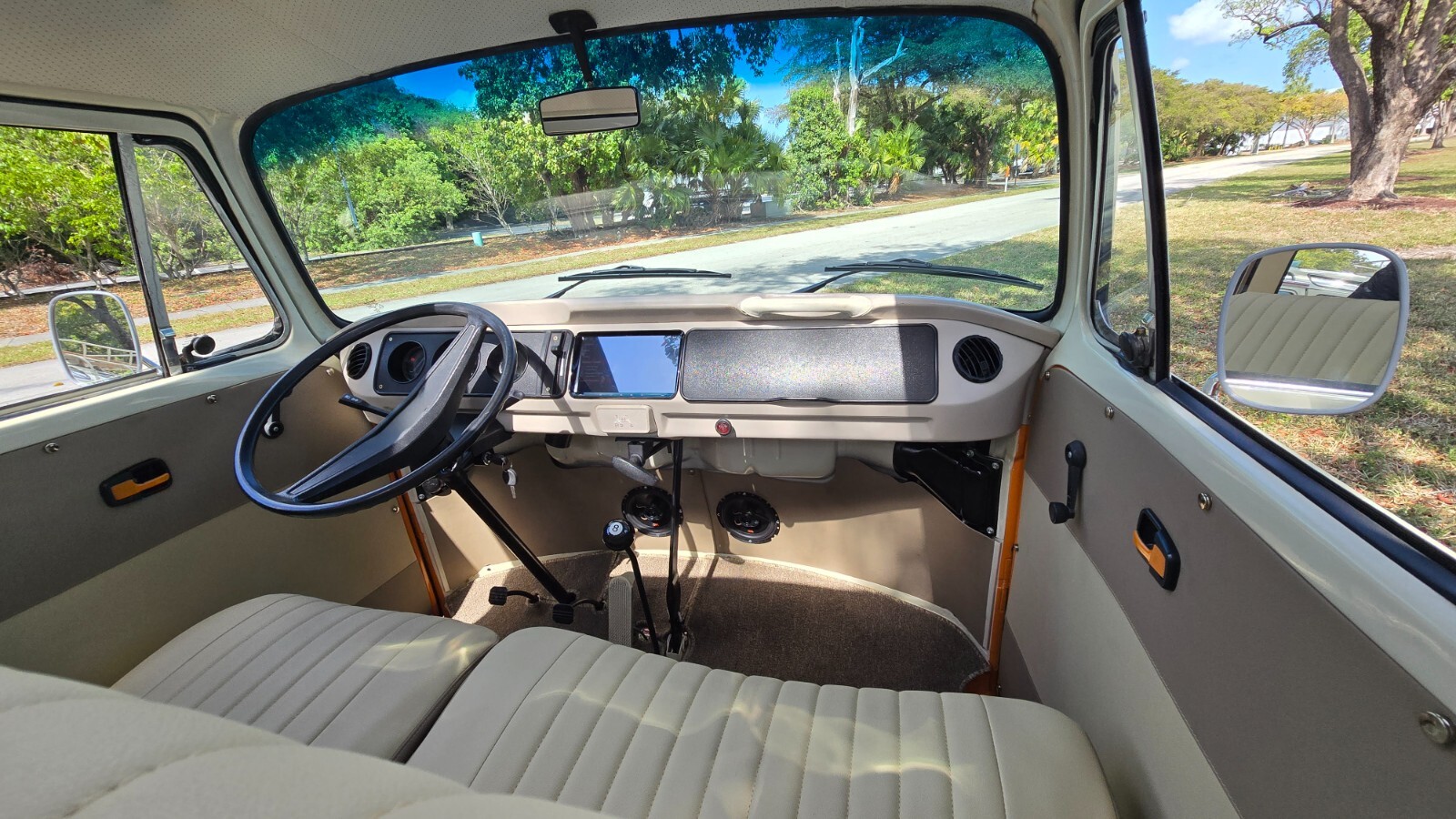 Volkswagen-BusVanagon-1995-Van-Camper-13