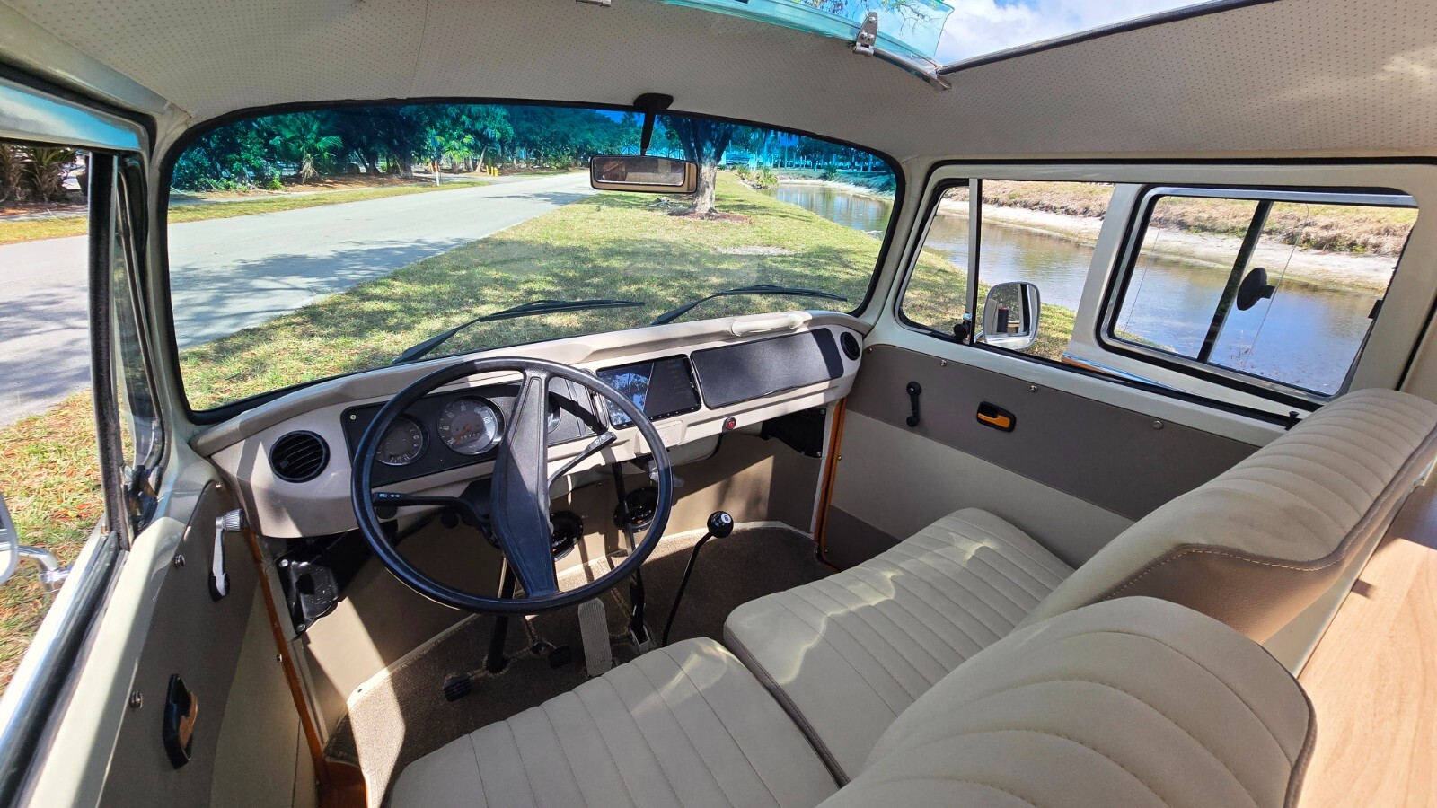 Volkswagen-BusVanagon-1995-Van-Camper-14