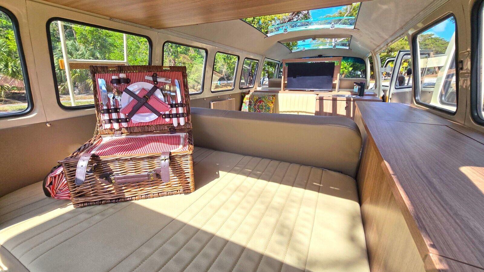 Volkswagen-BusVanagon-1995-Van-Camper-24