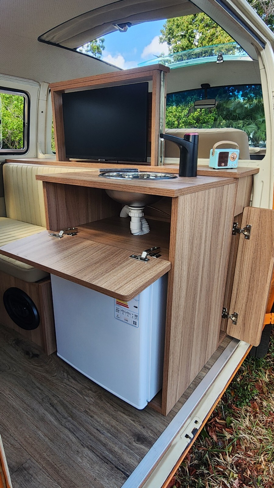 Volkswagen-BusVanagon-1995-Van-Camper-32