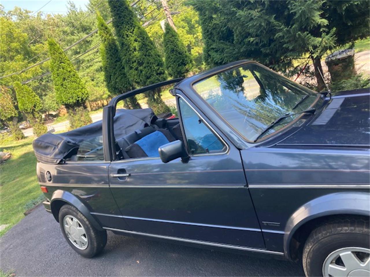 Volkswagen-Cabriolet-1987-Capri-Blue-pinstrips-Capri-Blue-pinstrips-12