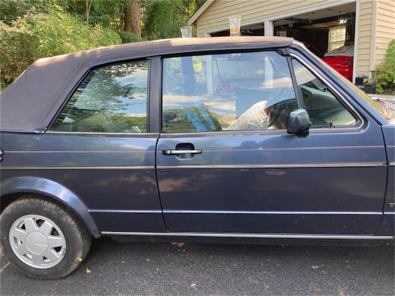 Volkswagen-Cabriolet-1987-Capri-Blue-pinstrips-Capri-Blue-pinstrips-3