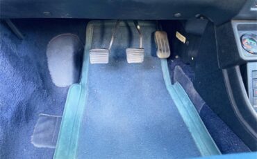 Volkswagen-Cabriolet-1987-Capri-Blue-pinstrips-Capri-Blue-pinstrips-5