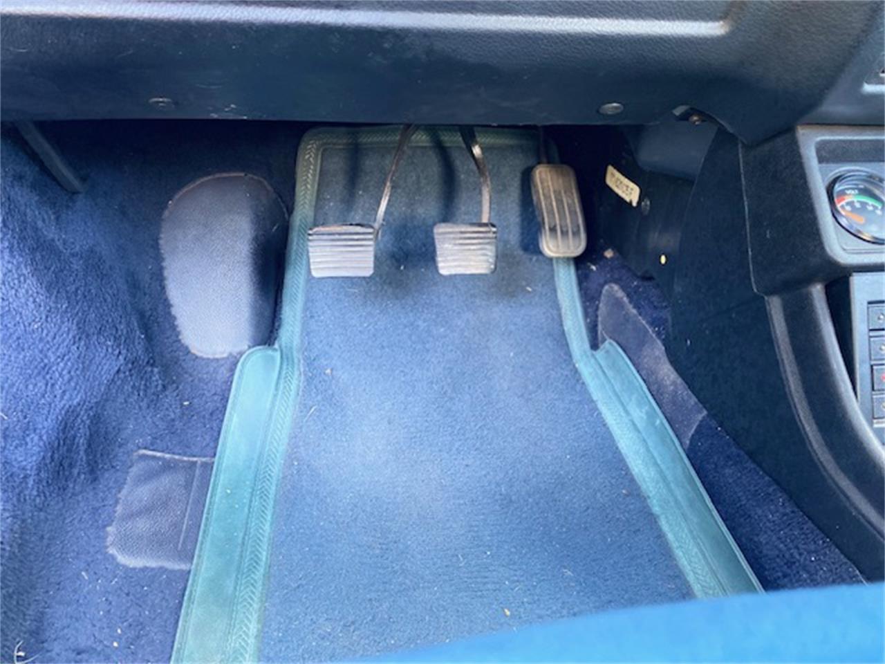 Volkswagen-Cabriolet-1987-Capri-Blue-pinstrips-Capri-Blue-pinstrips-5