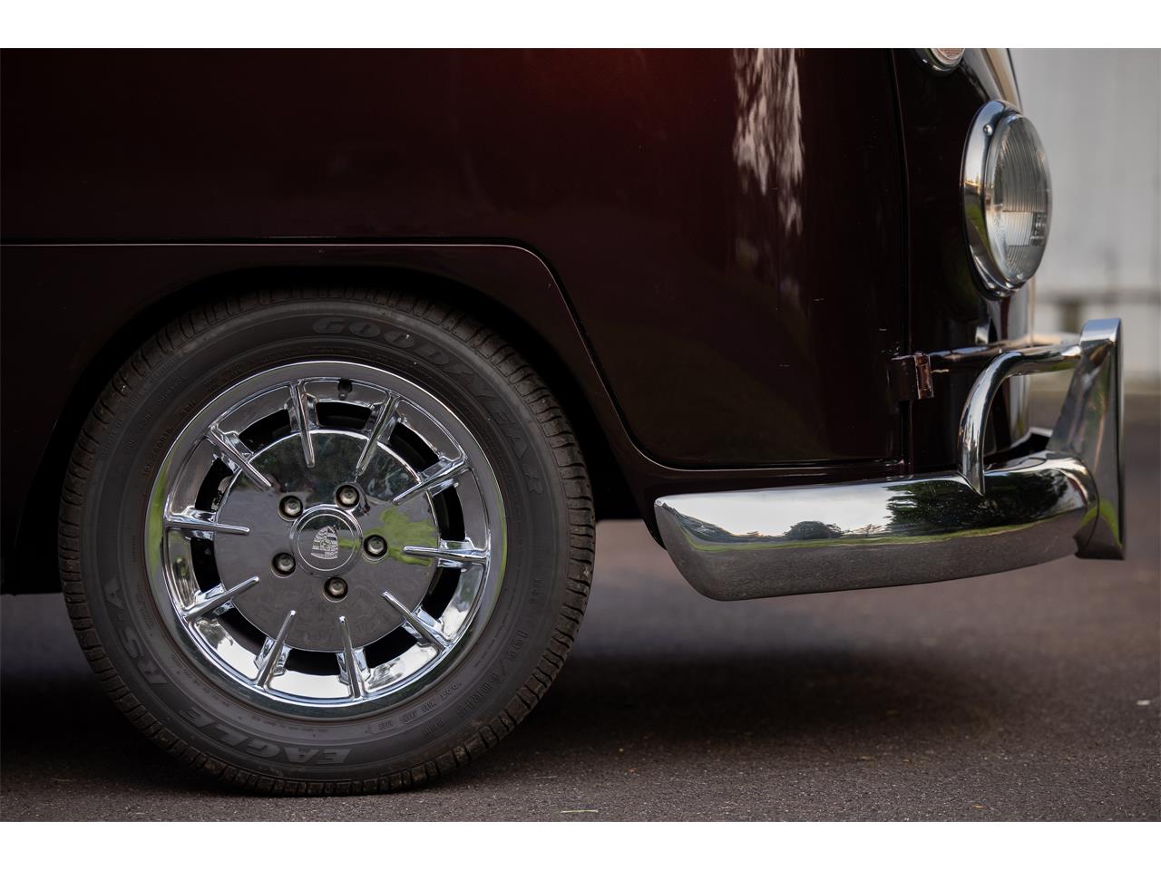Volkswagen-Double-cab-1965-Creamblk-cherry-Cream-2